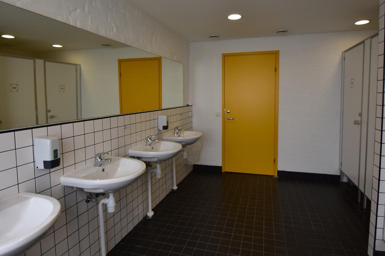 Saare Automatic Hostel Parnu Luaran gambar